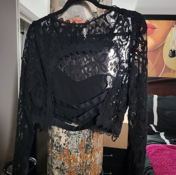 FP Lace See thru Crop Top Backless long Sleeves - Picture 2 of 5